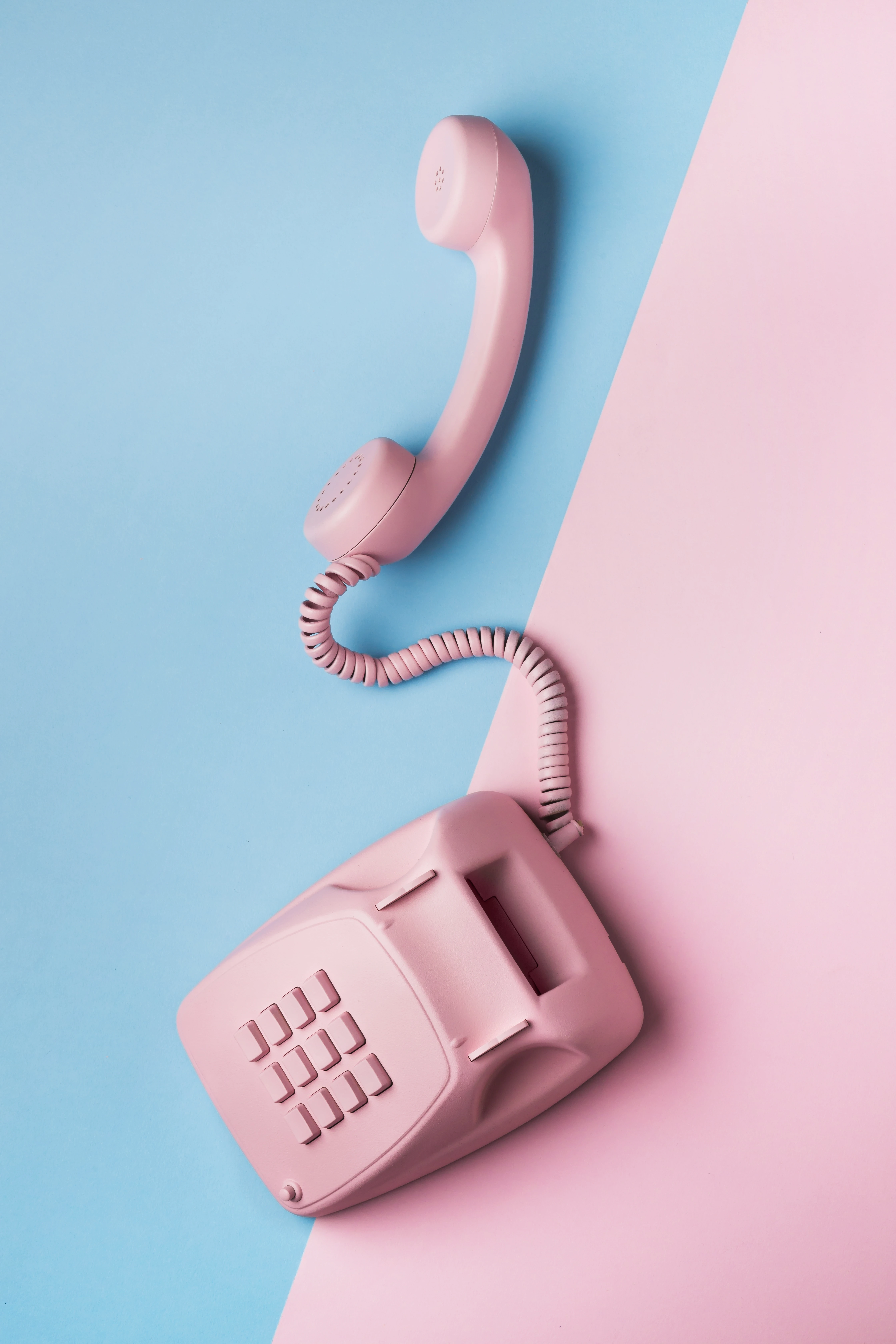 99-kontakt-phone-pink